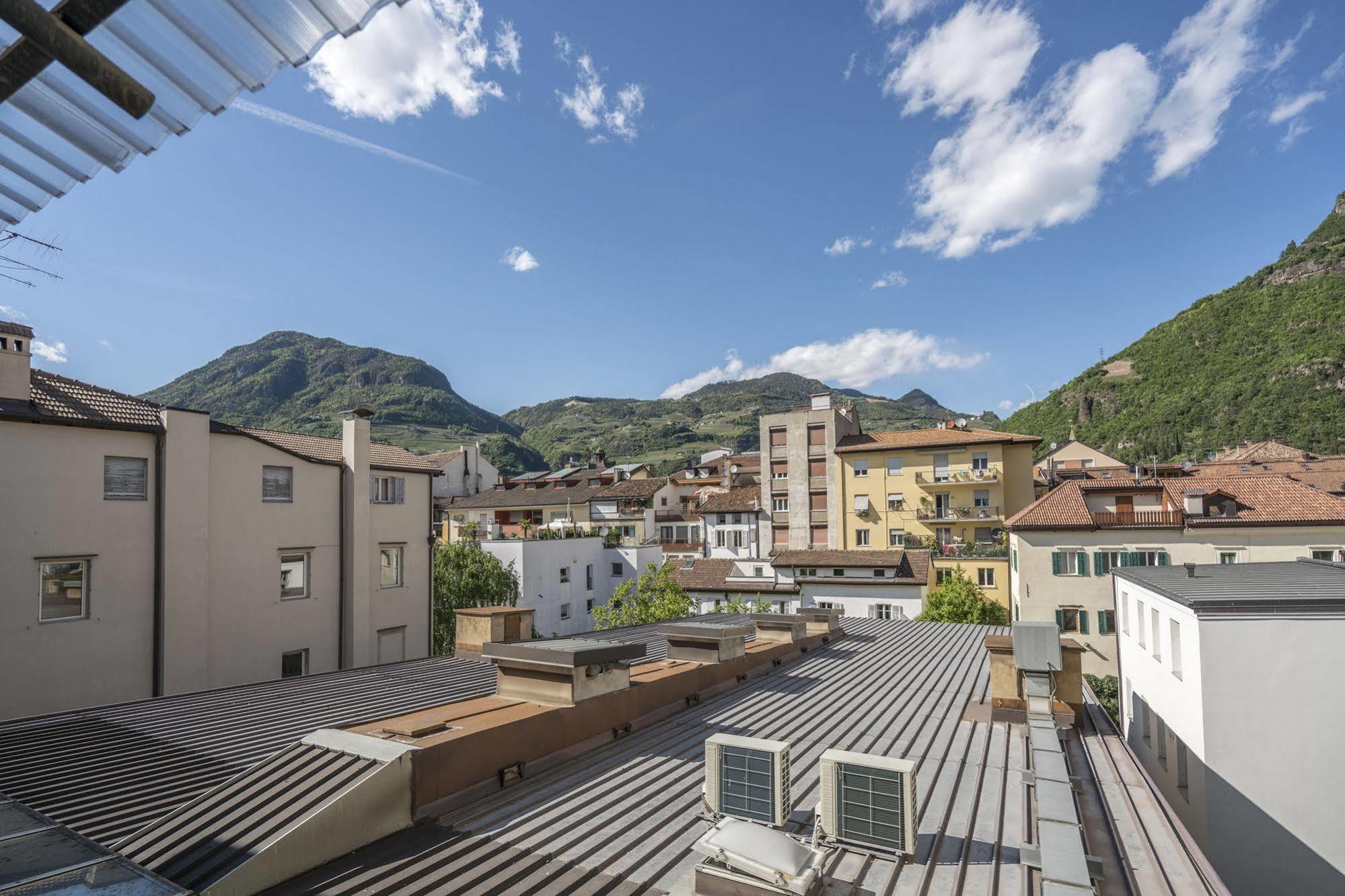 Stay Cooper Capitol Rooms Bolzano Esterno foto